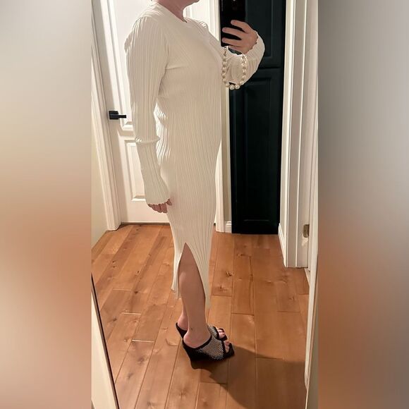 ✨NWT✨ - FRAME ribbed sweater dress in offwhite, size XL $498 RUNS SMALL!! - Picture 10 of 16